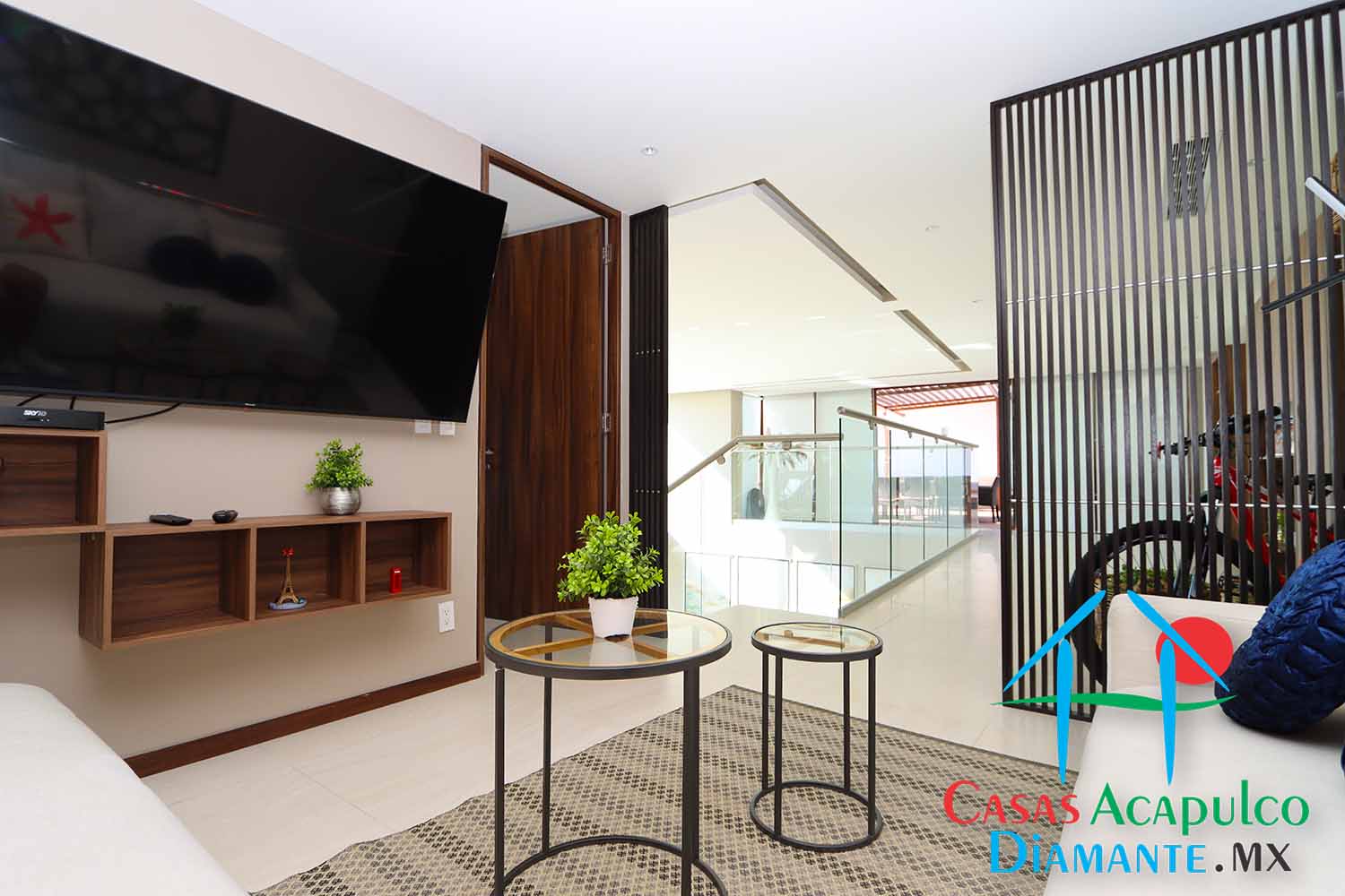 La Isla Fiji PH V - Sala de televisión 3